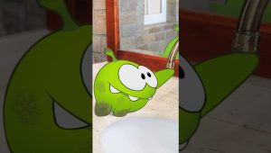 لعبة Om Nom المرحة مع الماء | رسوم متحركة للاطفال بالعربية | رسوم متحركة للاطفال | Cut The Rope